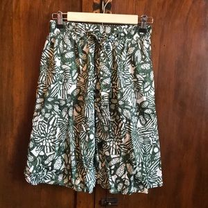 H&M Green Floral Midi Skirt Women’s 6 EUC